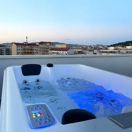 Bed & Breakfast 18 Dante Luxury Cagliari