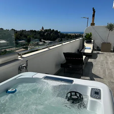 18 Dante Luxury Bed & Breakfast *