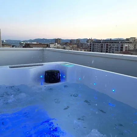 18 Dante Luxury