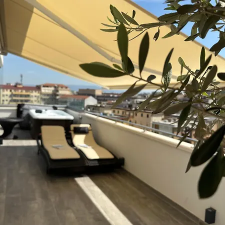 Bed & Breakfast 18 Dante Luxury 4*