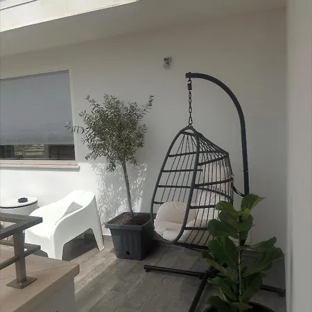 18 Dante Luxury Bed & Breakfast Cagliari