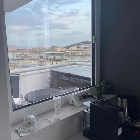 Bed & Breakfast 18 Dante Luxury Cagliari