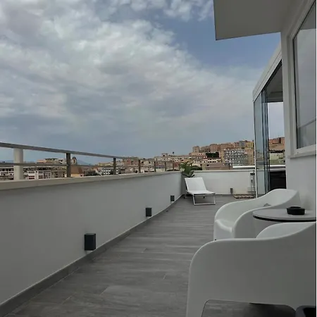 18 Dante Luxury 4* Cagliari