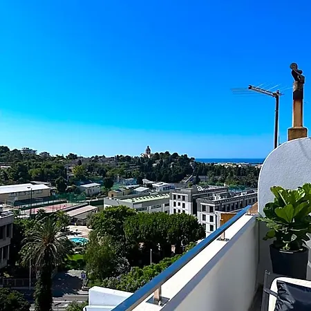 Bed & Breakfast 18 Dante Luxury Cagliari